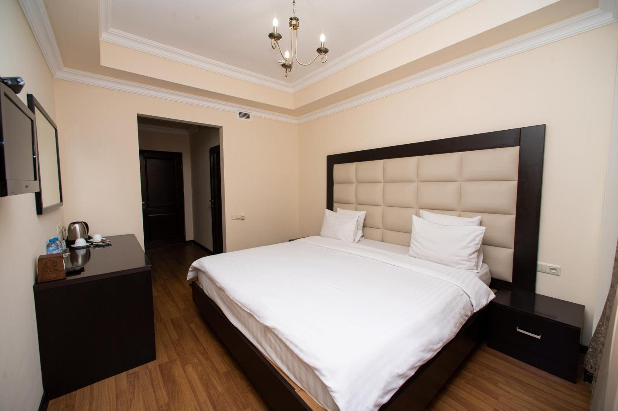 14 Floor Hotel Erevan Exterior foto