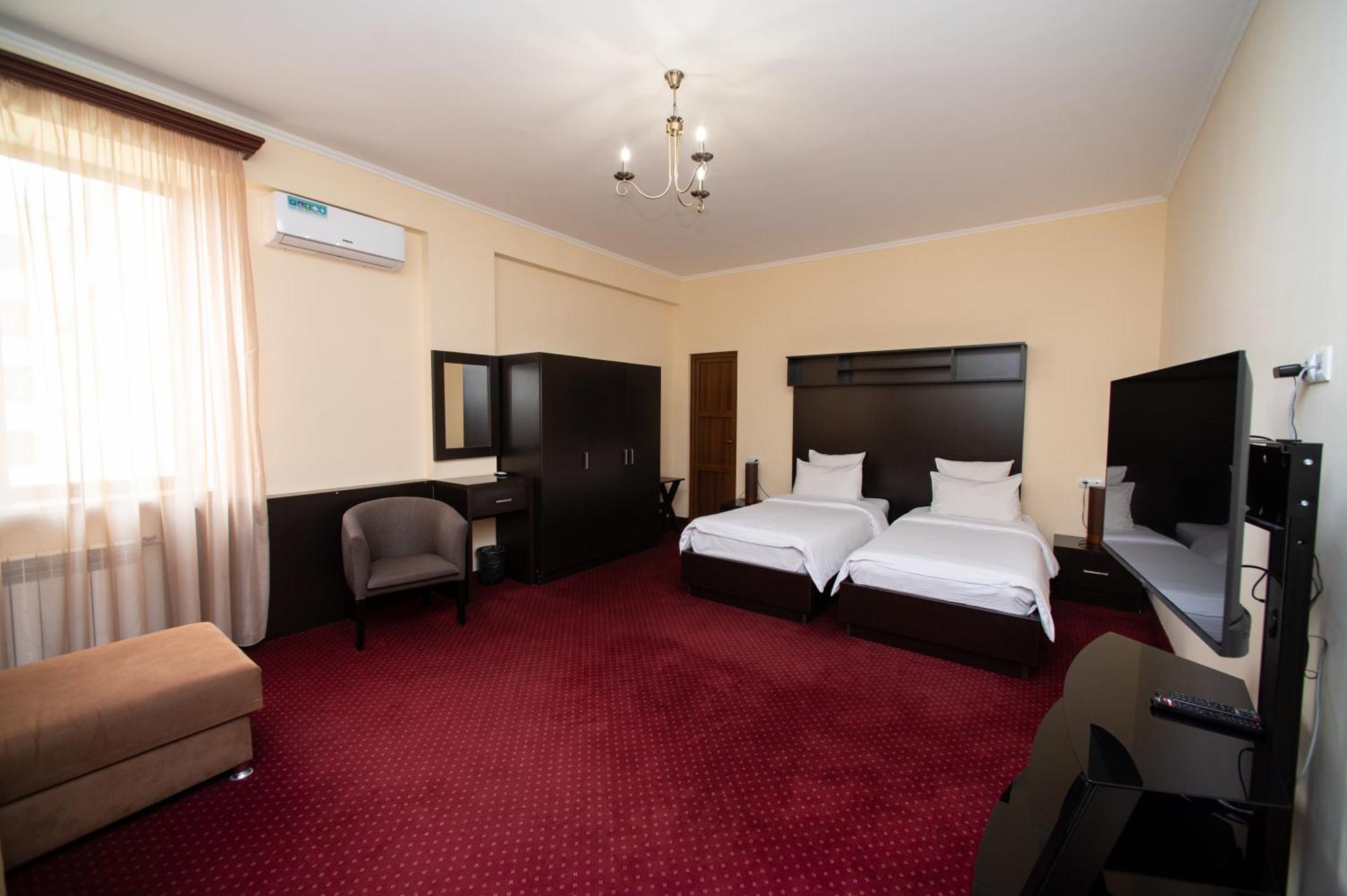 14 Floor Hotel Erevan Cameră foto